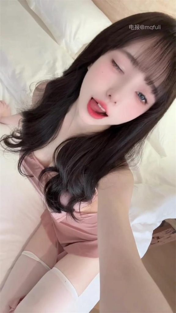 这个妹纸有点意思-次元社区次元社区